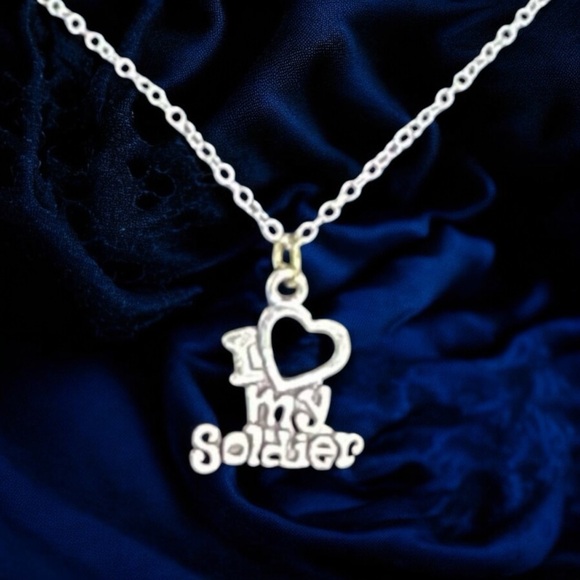 Military Soldier Silver Tone I Love My Soldier With A Heart Necklace Valentine - Picture 2 of 8